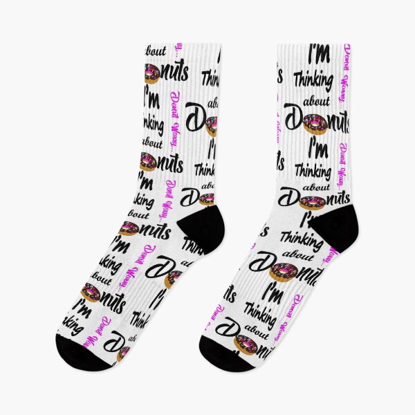 Artikelvorschau, Ich denke an Donuts ... Donut Worry Masks Patterns entworfen und verkauft von Bettylop.