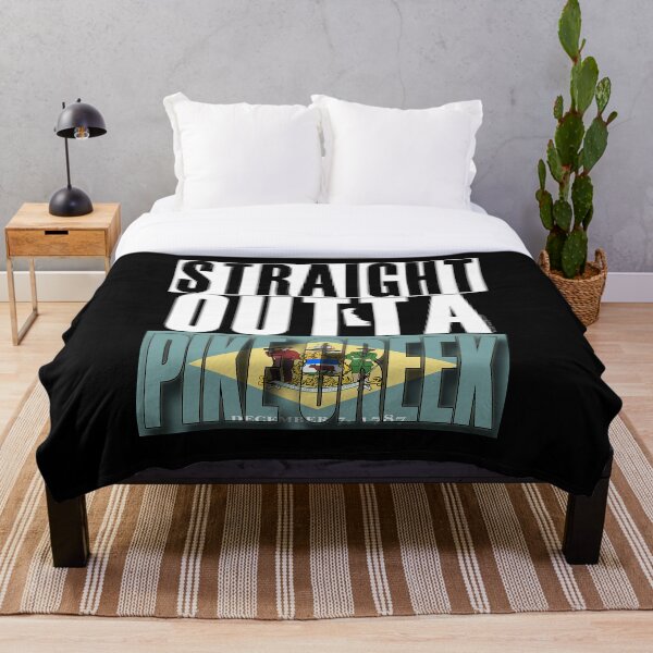 Item preview, Bandera de Delaware Straight Outta Pike Creek por Merch Creation Studio designed and sold by MerchCStudio.