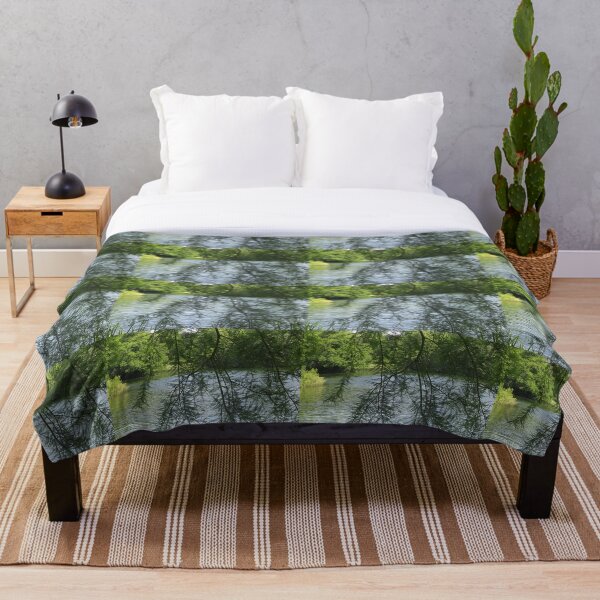 Artikelvorschau, Fluss durch den Baum entworfen und verkauft von Designs12.