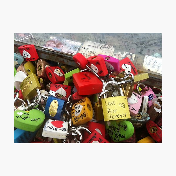 Love locks in Seoul Photographic Print