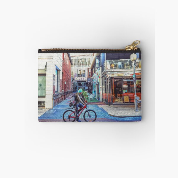 Item preview, King St designed and sold by Melinda  Ison - Poor.