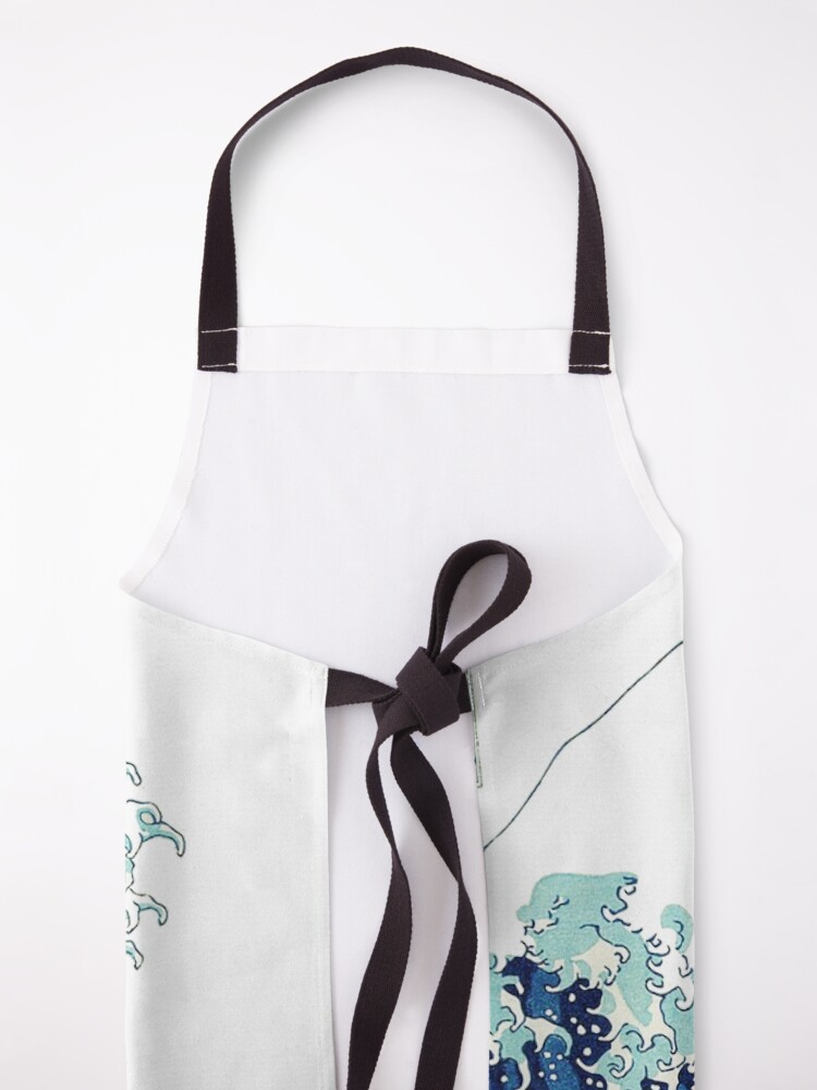 Alternate view of HOKUSAI. The Great Wave off Kanagawa, BRIGHTENED. Apron