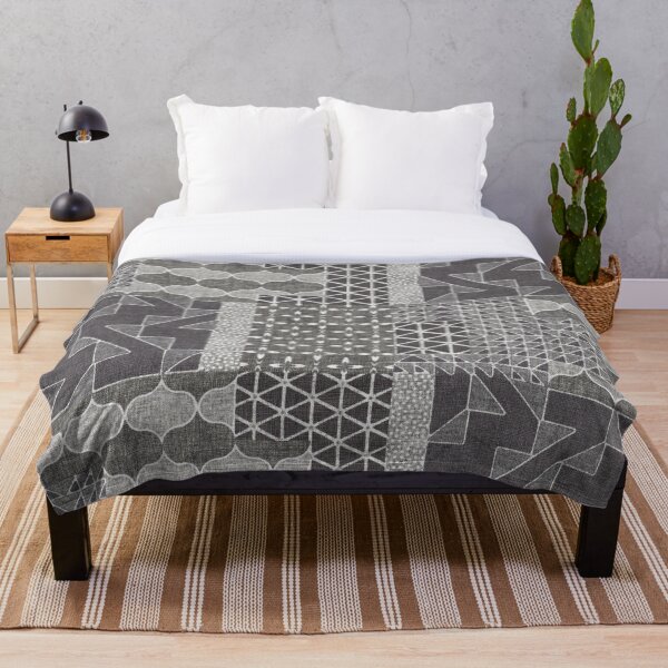 Artikelvorschau, Masala Quilt - Holzkohle entworfen und verkauft von ormolu.