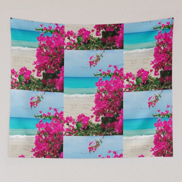 Artikelvorschau, Blumen mit Strandhintergrund entworfen und verkauft von Cabin Fever.