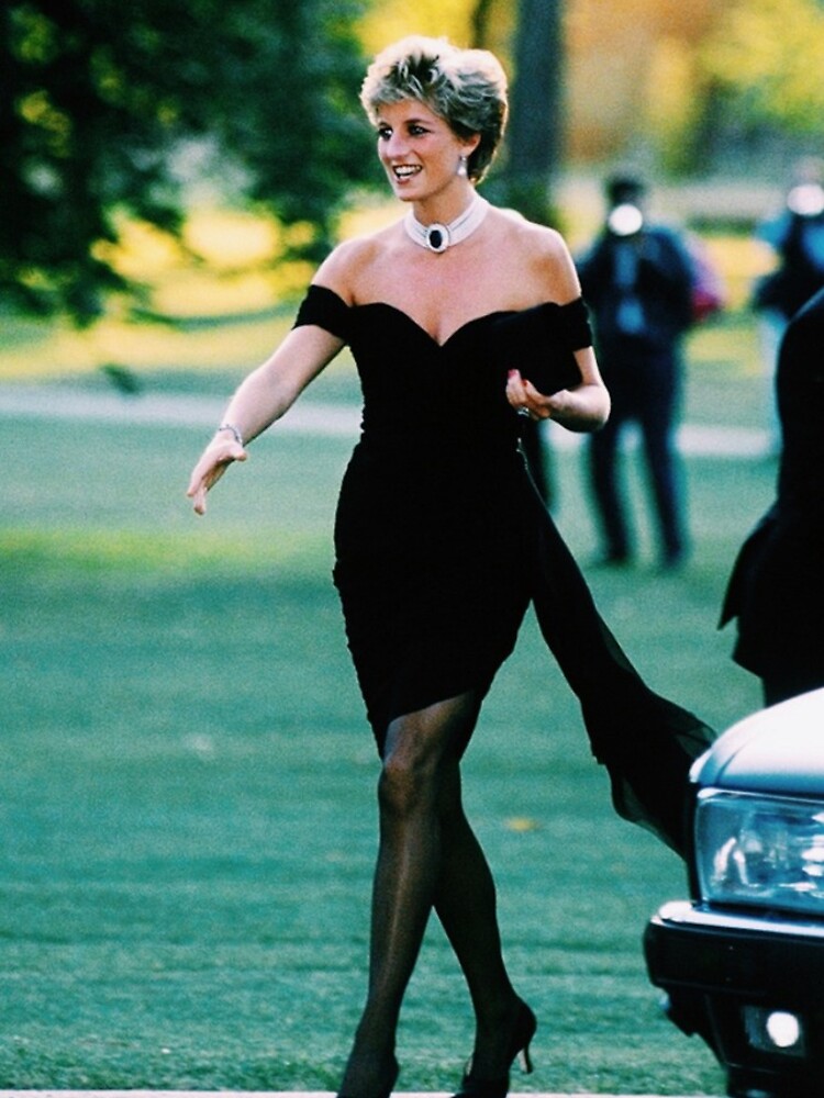 The incredible story behind the choker Princess Diana wore with her Revenge  Dress – VISIT