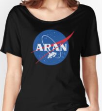 Camiseta ancha para mujer Programa espacial Metroid: sosteniendo la órbita
