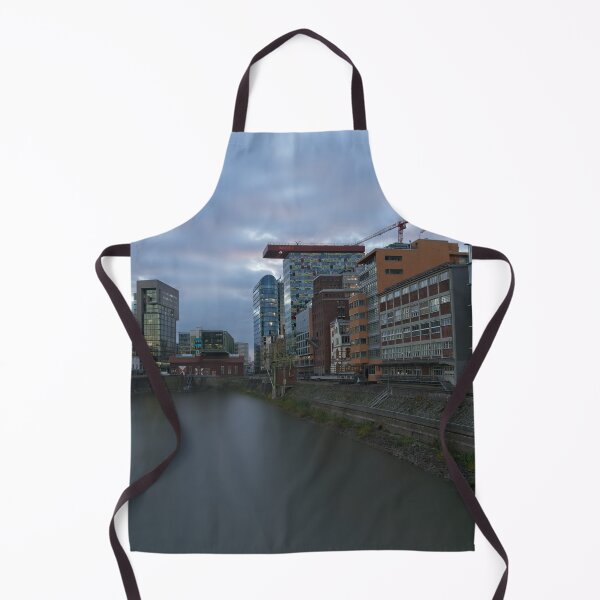 Artikelvorschau, Medienhafen bei Sonnenuntergang entworfen und verkauft von rawshutterbug.