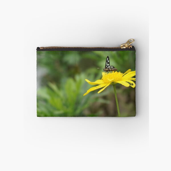 Aperçu de l'œuvre Papillon froid créée et vendue par mozowstudio.