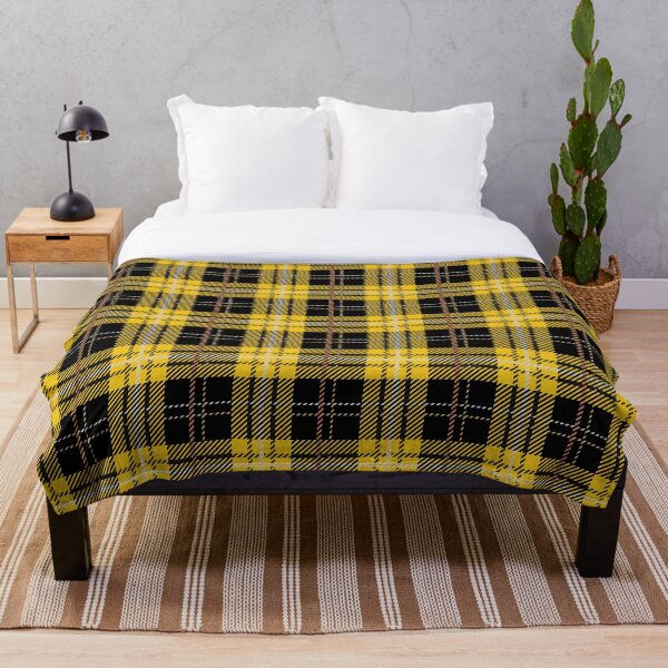 House Tartan - Huffle Throw Blanket