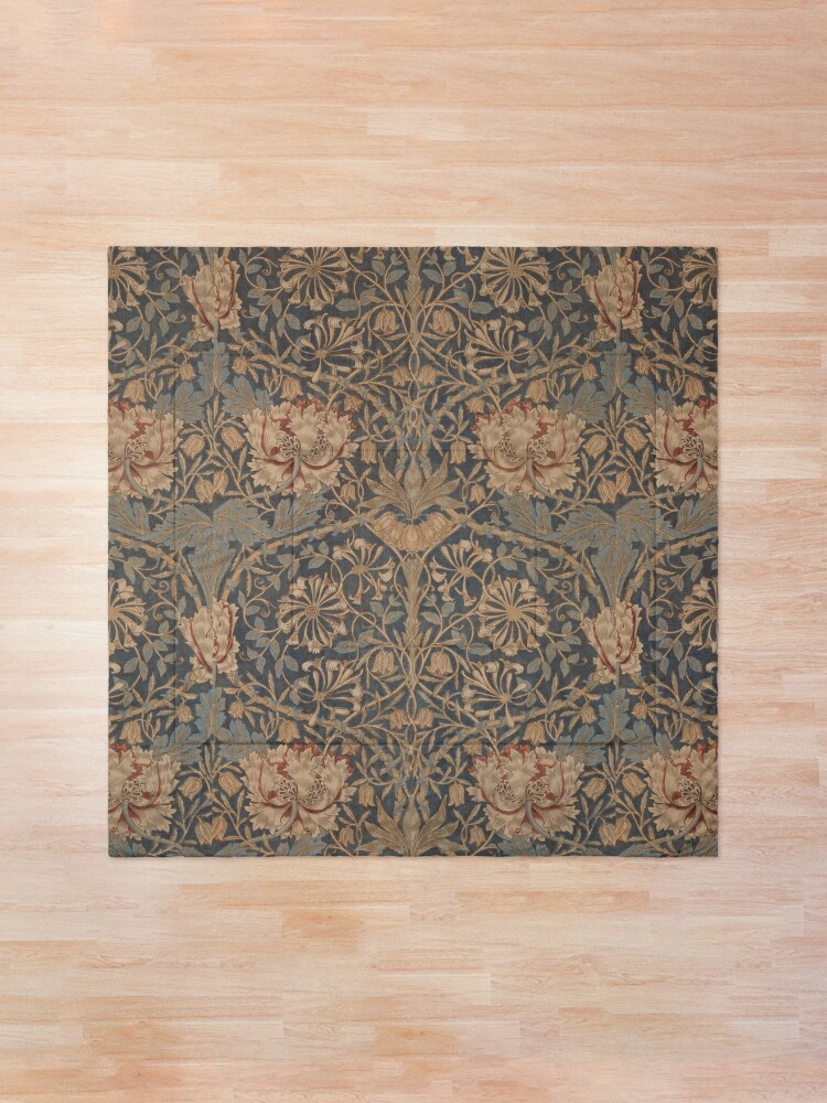 Alternate view of Honeysuckle by William Morris, 1876 Comforter
