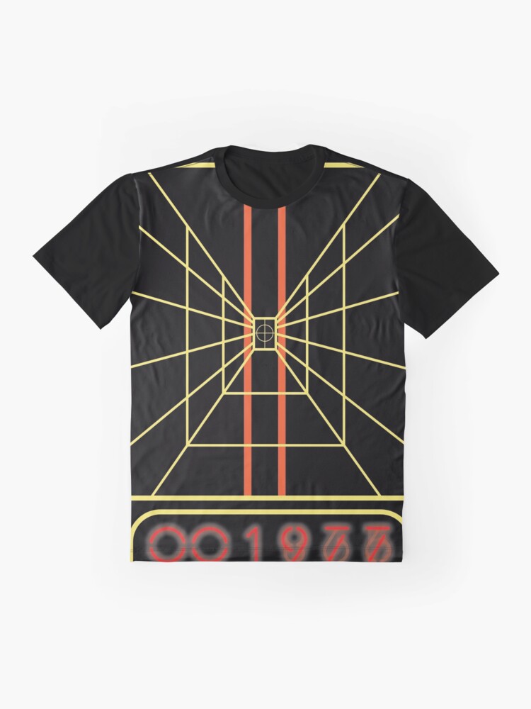 Imagen 4 de 5, Camiseta gráfica con la obra Mantente en el objetivo 1977, diseñada y vendida por StefWill.