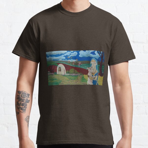 Mother Sheep : Motherhood. Gift of Unconditional Love. Classic T-Shirt