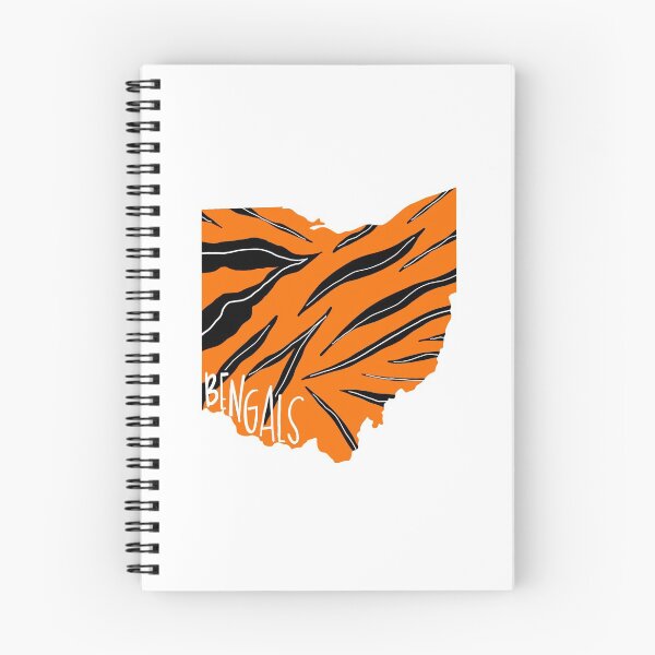 Artikelvorschau, Ohio Bengals Fußball entworfen und verkauft von Gwyneth Shoe.