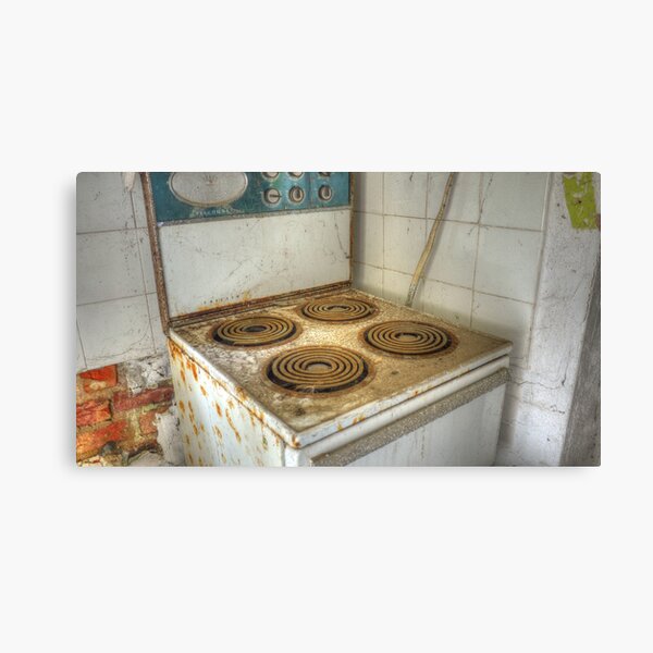 Aperçu de l'œuvre Old Rusted Stove créée et vendue par jcjc22.