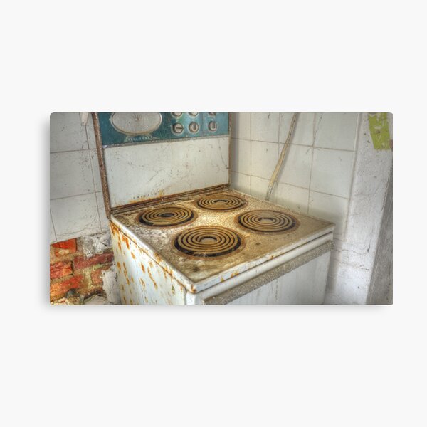 Aperçu de l'œuvre Old Rusted Stove créée et vendue par jcjc22.