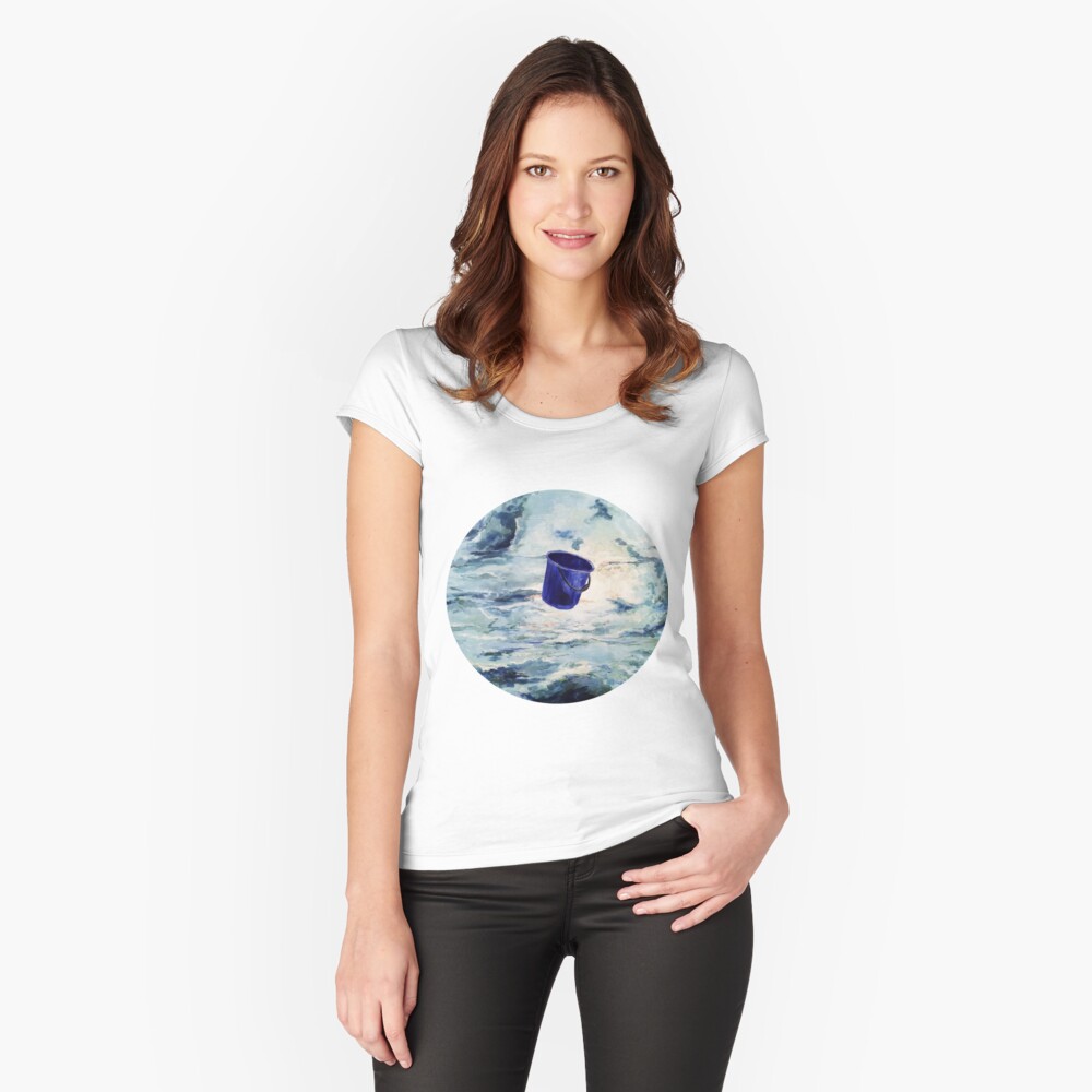 Artikel-Vorschau von Tailliertes Rundhals-Shirt, designt und verkauft von LillianBerthel.