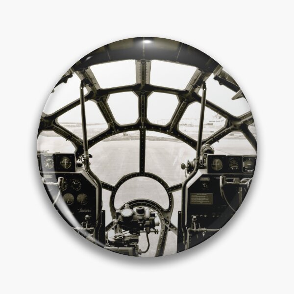 Artikelvorschau, B-29 Bomber Cockpit - Vintage Flugzeugfotografie aus dem 2. Weltkrieg entworfen und verkauft von Amy McDaniel.