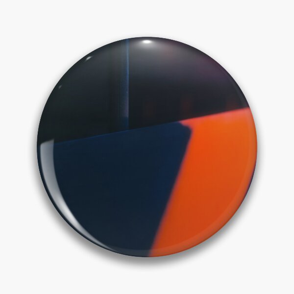 Artikelvorschau, schwarz und orange entworfen und verkauft von StbdCapsized.