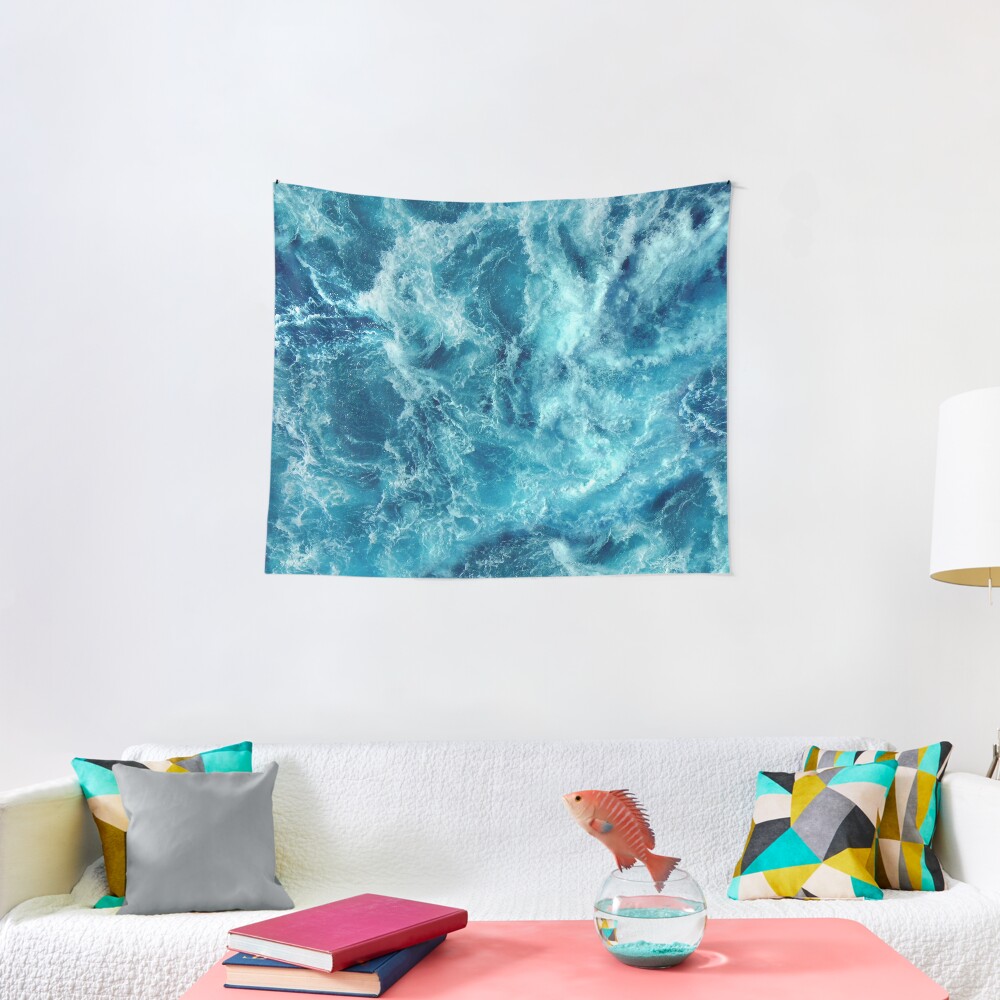 Ocean is shaking Tapestry
