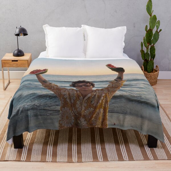 Semongko Style Throw Blanket