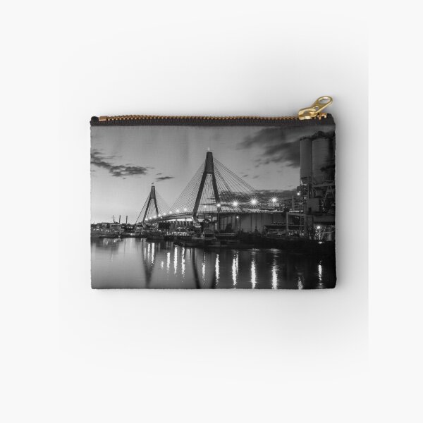 Artikelvorschau, Anzac Brücke - B & W entworfen und verkauft von Lorraine Creagh.