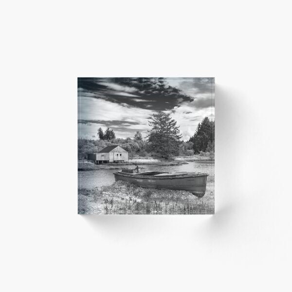 Aperçu de l'œuvre Paysage noir et blanc créée et vendue par lightnshadow1.