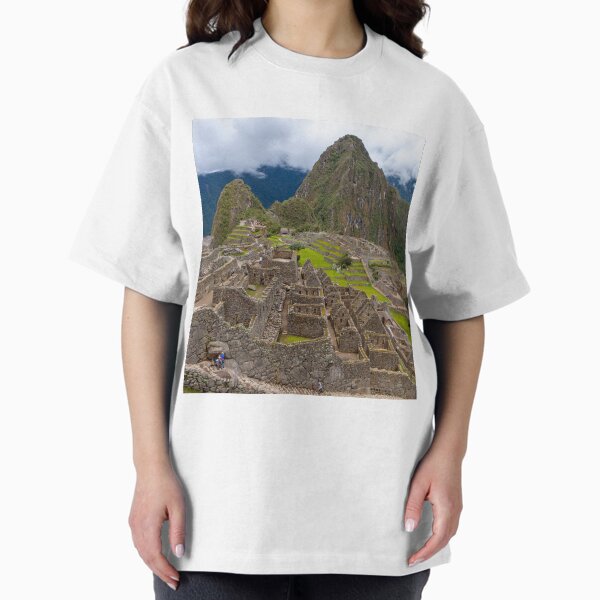 Machu Picchu, Inca Civilization, Peru, Andes Mountains Oversized T-Shirt