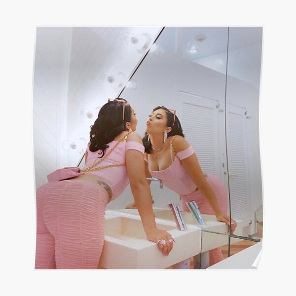 kali uchis Poster