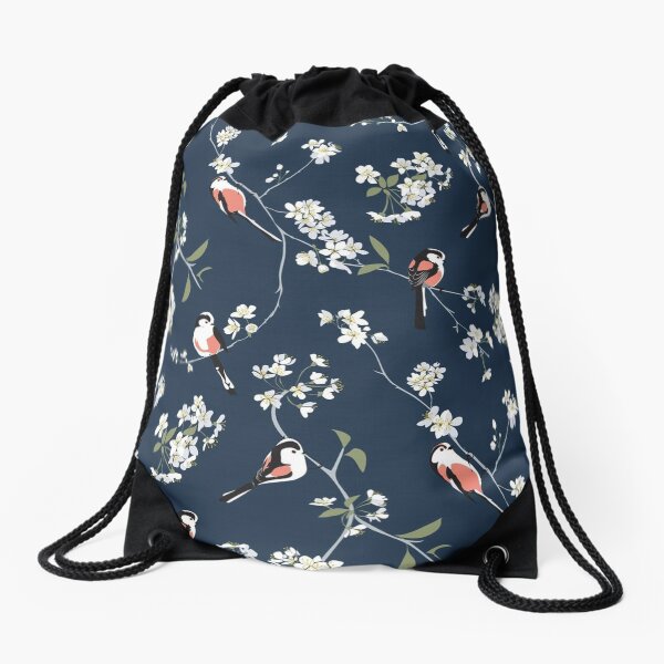 Aperçu de l'œuvre Fleur de cerisier bleu marine et blanc avec oiseau créée et vendue par Danielle555.