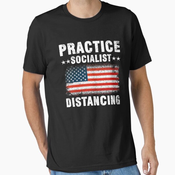 Vista previa del artículo con la obra «Practicar la camiseta de distanciamiento del socialismo», diseñado y vendido por Majesticoo.