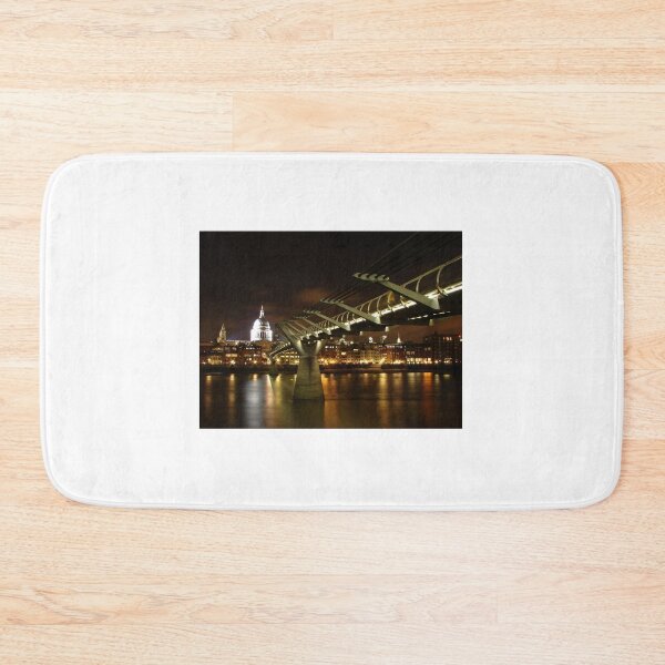 Artikelvorschau, Millennium Bridge und St. Paul`s Cathedral, London entworfen und verkauft von Chris Petty.