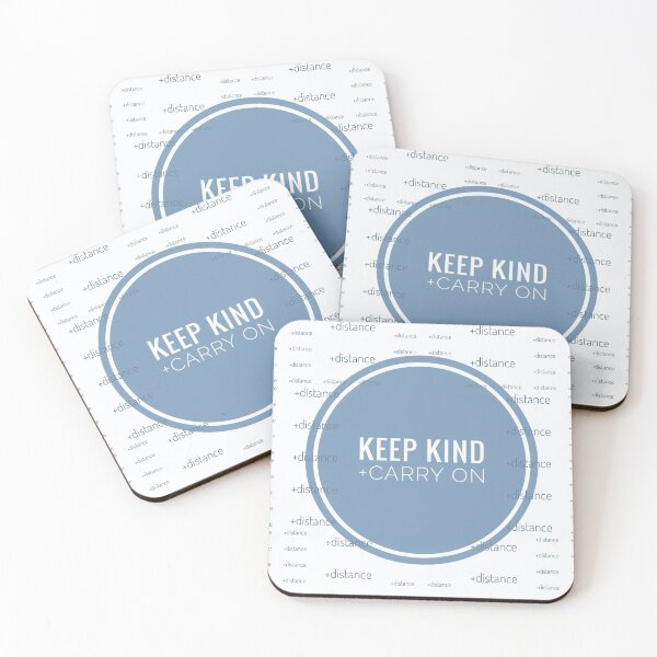 Aperçu de l'œuvre Keep Kind + Carry On Slogan avec mémo de distanciation créée et vendue par Jenny Meehan Art Prints and Patterns .