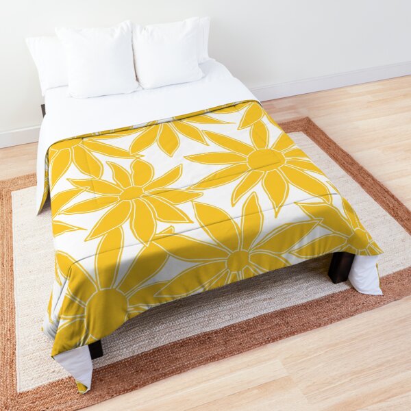 Painted Daisies fashion print, large-scale digital floral, sunshine yellow on white Comforter