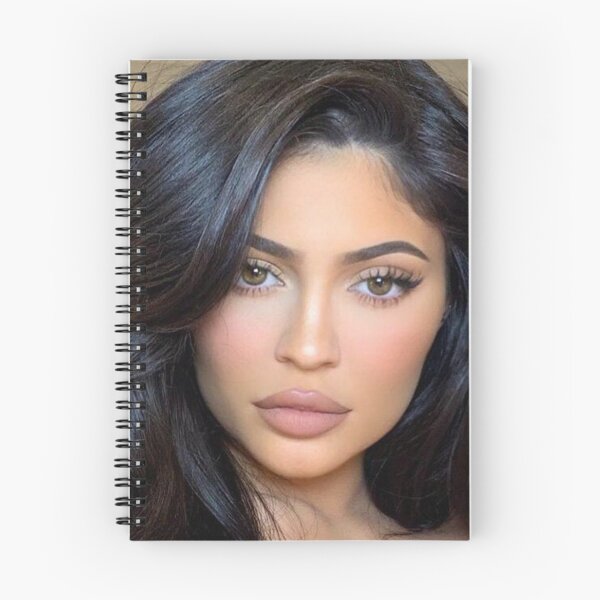Artikelvorschau, Kylie Lips entworfen und verkauft von schillinginc.