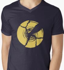 Breaking Bad Broken Plate Men's V-Neck T-Shirt