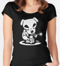 TOTAKEKE Women's Fitted Scoop T-Shirt