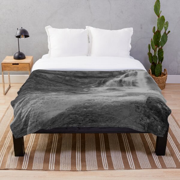 Item preview,  Esta cascada fue encontrada en el norte de Francia. Estaba escondido cerca de una curva cerrada en una carretera de montaña muy sinuosa. designed and sold by Catavan.
