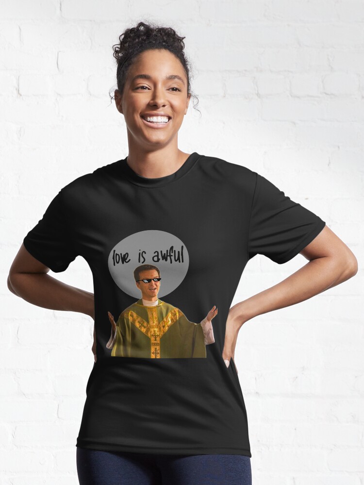 Imagen 6 de 7, Camiseta deportiva con la obra Sacerdote caliente, diseñada y vendida por bloomby.