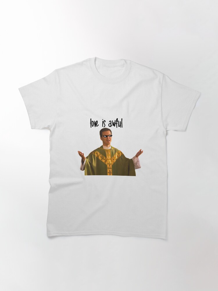 Imagen 3 de 7, Camiseta clásica con la obra Sacerdote caliente, diseñada y vendida por bloomby.