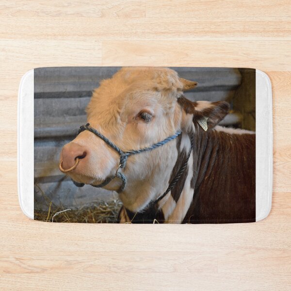 Item preview, Hereford Bull in straw bedding designed and sold by Random Railways.