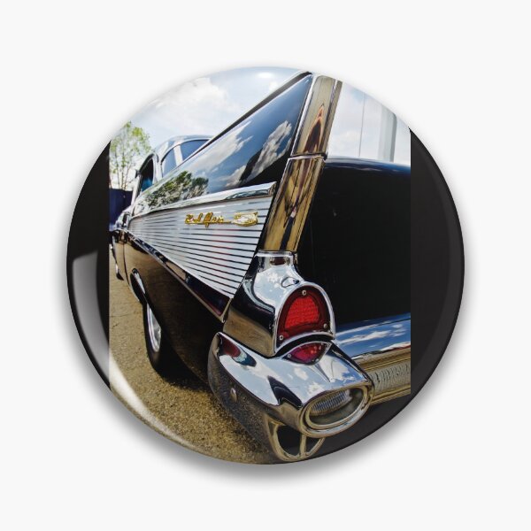 Artikelvorschau, Schwarzer 57 Chevy Bel Air entworfen und verkauft von Linda Bianic.