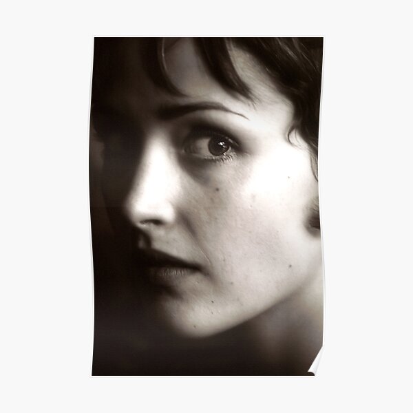 Rose Byrne - beautiful waif - 2000 Poster