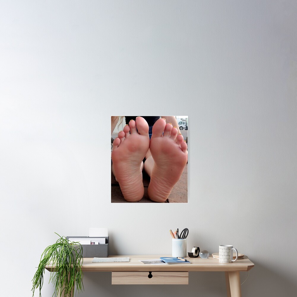Bare feet, barefoot Poster