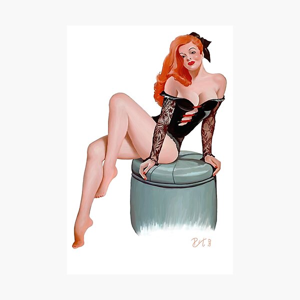 Vintage Pin up Girl - 1940 Photographic Print