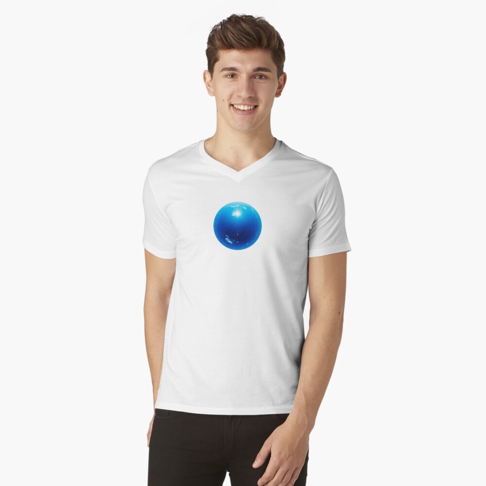 Aperçu de l'œuvre T-shirt col V créée et vendue par reekwill.