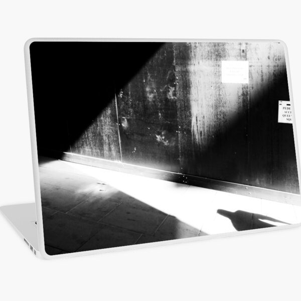 Enter the noir Laptop Skin