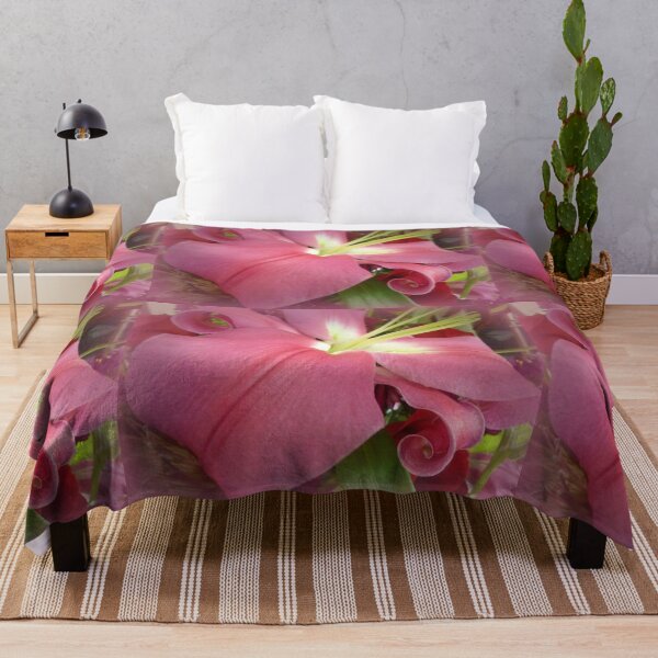 Item preview, Asiatic Lily yet to open designed and sold by EdsMum.