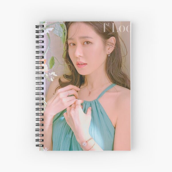 Artikel-Vorschau von Son Ye Jin Merch Print # 1, designt und verkauft von kpopkdramamerch.