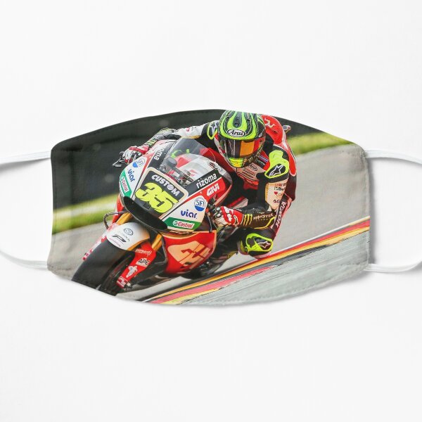 Cal Crutchlow passe au coin de la rue. Masque sans plis