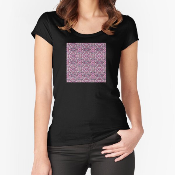 Fitted Scoop T-Shirt